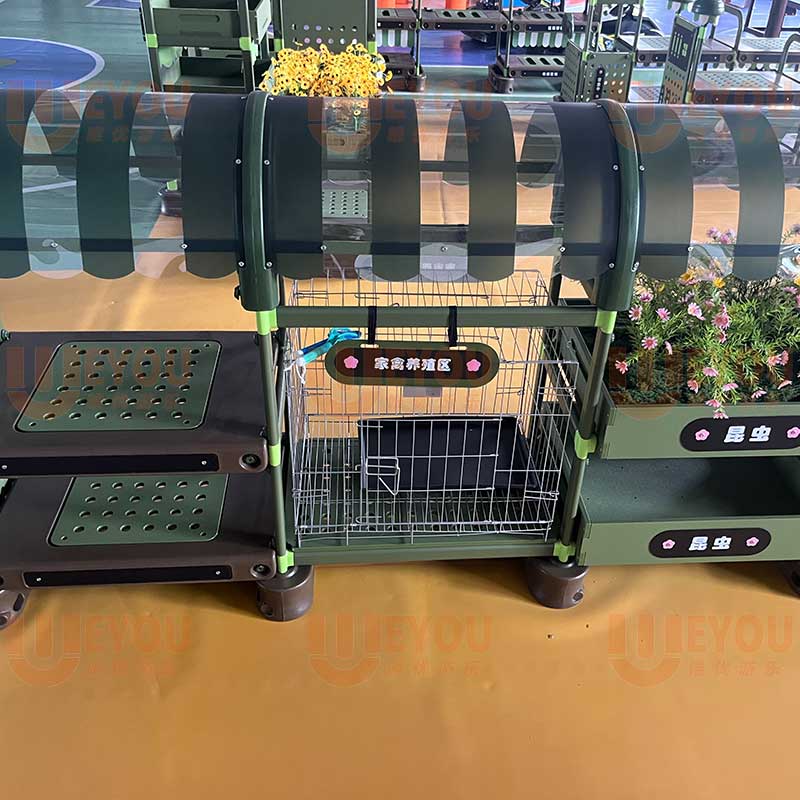 STEAM School Animal Observation Station - Image 4