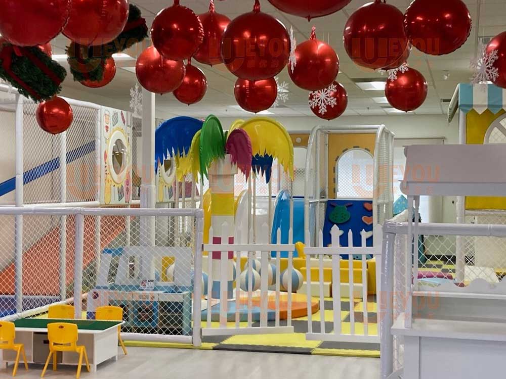 indoor-playground-birthday-party